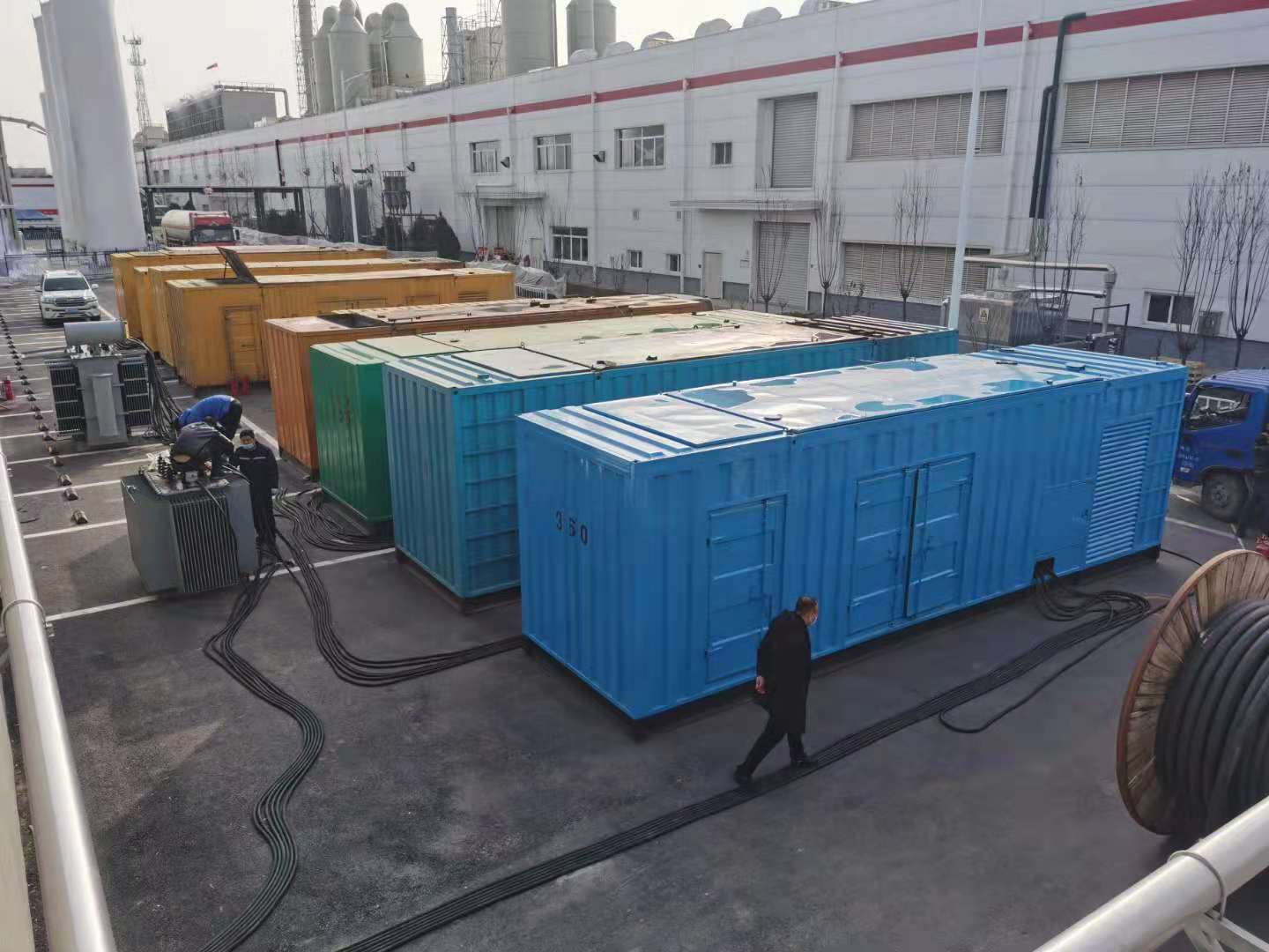 洛浦发电机出租-两相发电机与三相发电机有何区别?