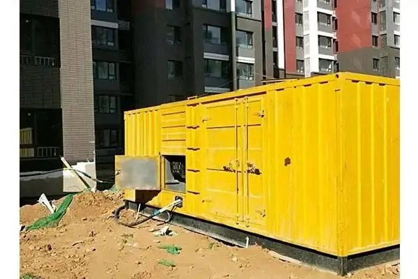 洛浦发电机租赁中燃油压力过低会对发动机的哪些部件造成损坏？